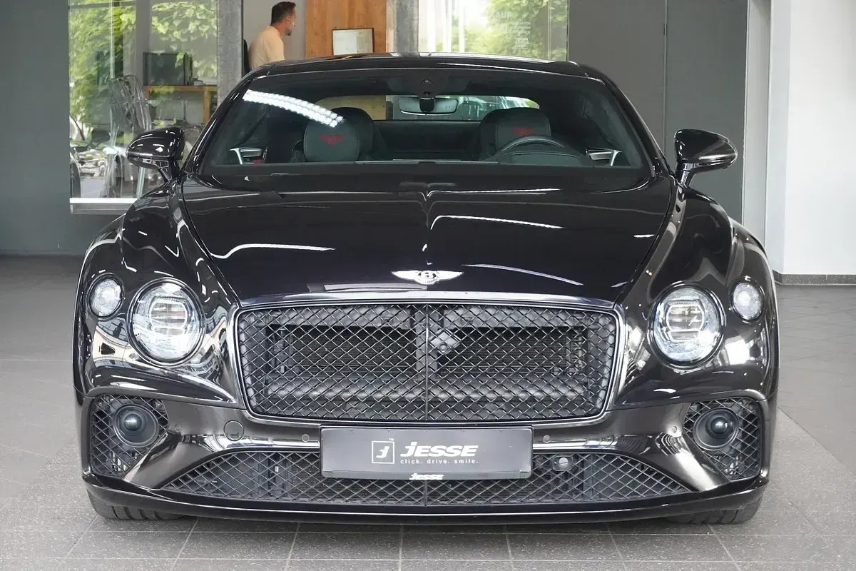 Gebraucht Bentley Continental GT Mulliner 549 PS (403 kW) 2022 Schwarz metallic