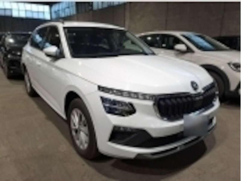 Gebraucht Skoda Kamiq Selection 95 PS (69 kW) 2024 Weiß SUV