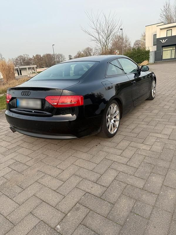 Gebraucht Audi A5 170 PS (125 kW) 2010 Schwarz Coupé