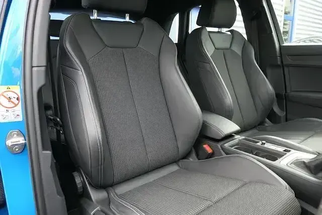 Gebraucht Audi Q3 S-Line 200 PS (147 kW) 2023 Blau SUV