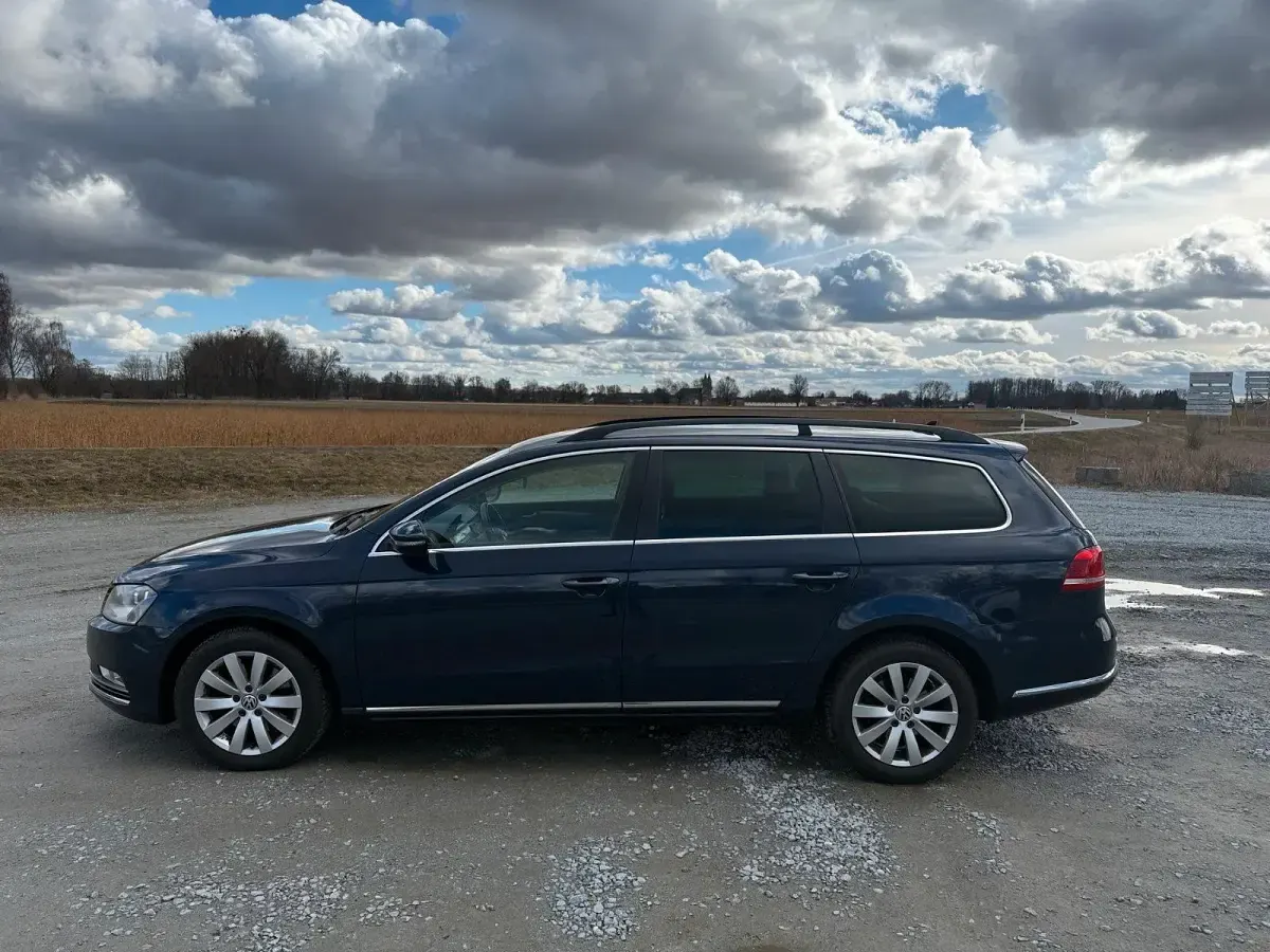 Gebraucht VW Passat 122 PS (89 kW) 2014 Blau Kombi