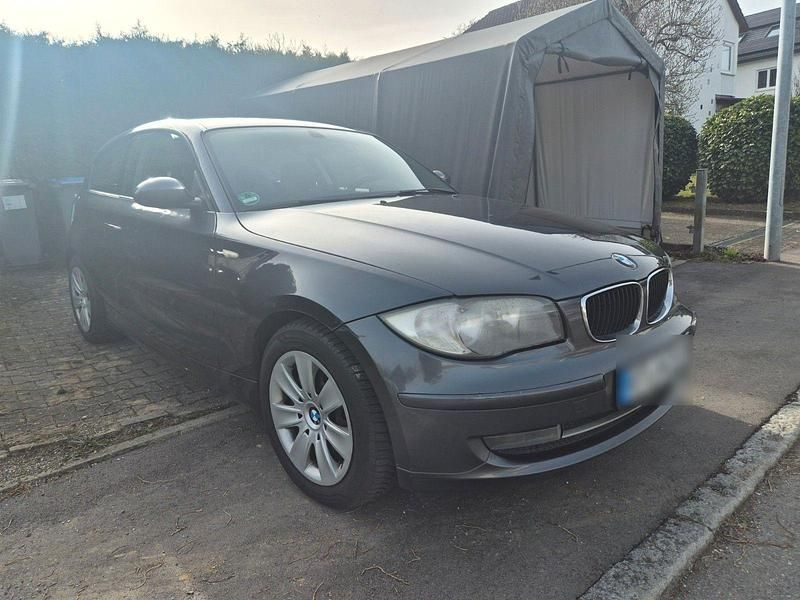 Gebraucht BMW 118 143 PS (105 kW) 2008 Grau Kleinwagen