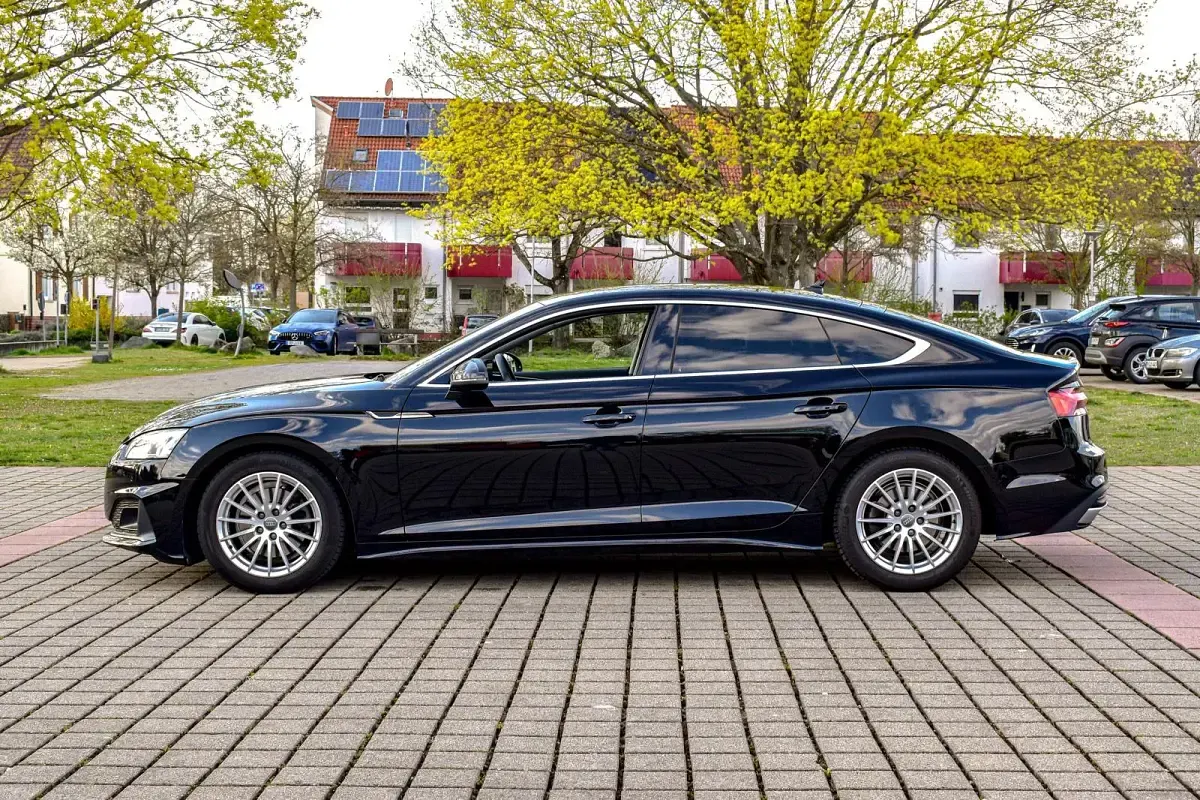 Gebraucht Audi A5 Sportback 150 PS (110 kW) 2020 Schwarz Kleinwagen