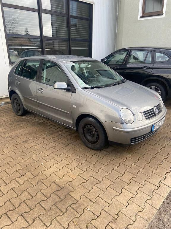 Gebraucht VW Polo Cricket 64 PS (47 kW) 2004 Grau Kleinwagen