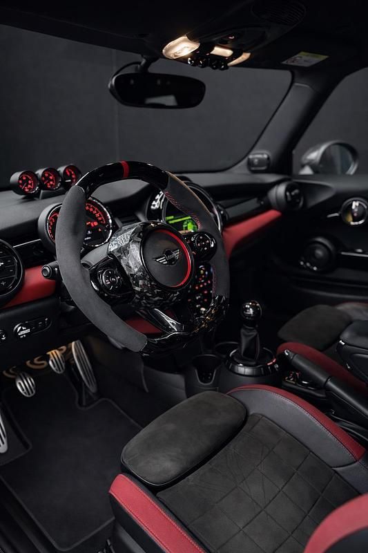 Gebraucht Mini Cooper S 192 PS (141 kW) 2018 Schwarz Kleinwagen