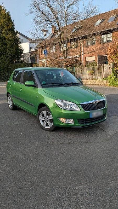 Gebraucht Skoda Fabia Fresh 86 PS (63 kW) 2014 Grün Kleinwagen