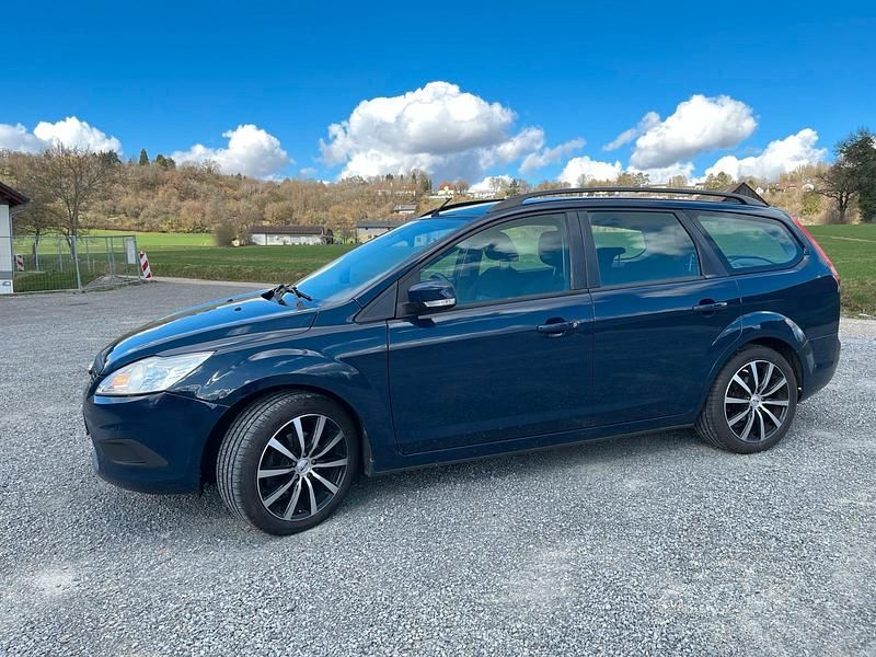 Usata Ford Focus 101 CV (74 kW) 2009 Blu Station wagon