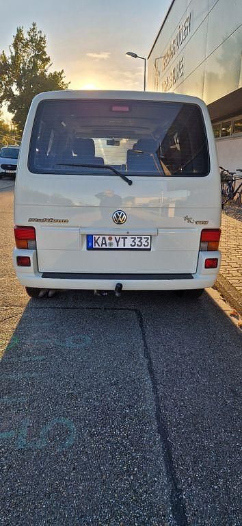 Gebraucht VW Multivan 102 PS (75 kW) 2000 Weiß Van / Kleinbus