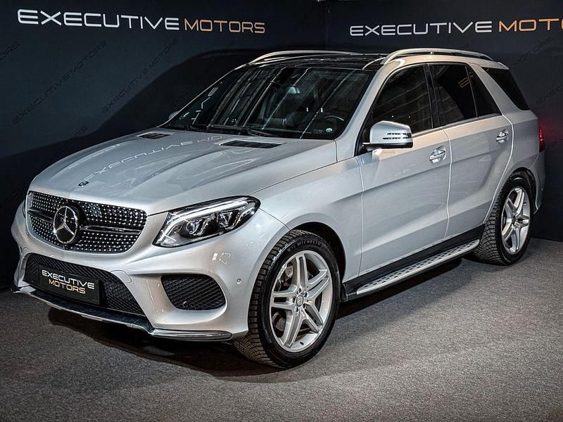 Silber Gebraucht 2016 Mercedes GLE350 AMG SUV | 27.900 € (Fairer Preis) - Bild 1/4