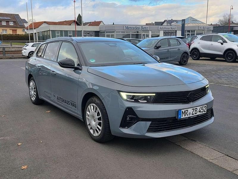 Gebraucht Opel Astra 131 PS (96 kW) 2025 Grafik grau Kombi