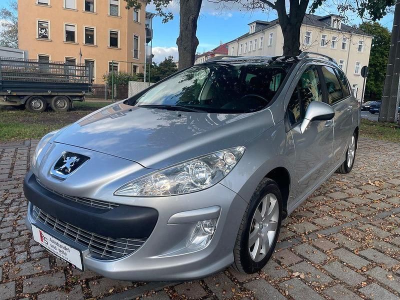 Grau Gebraucht 2010 Peugeot 308 Premium Kombi | 3.999 € (Etwas zu teuer) - Bild 1/4