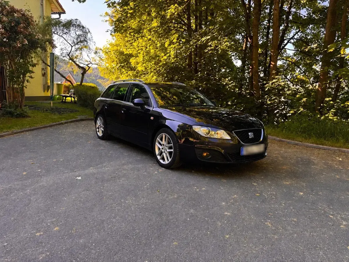 Gebraucht Seat Exeo 120 PS (88 kW) 2011 Schwarz Kombi