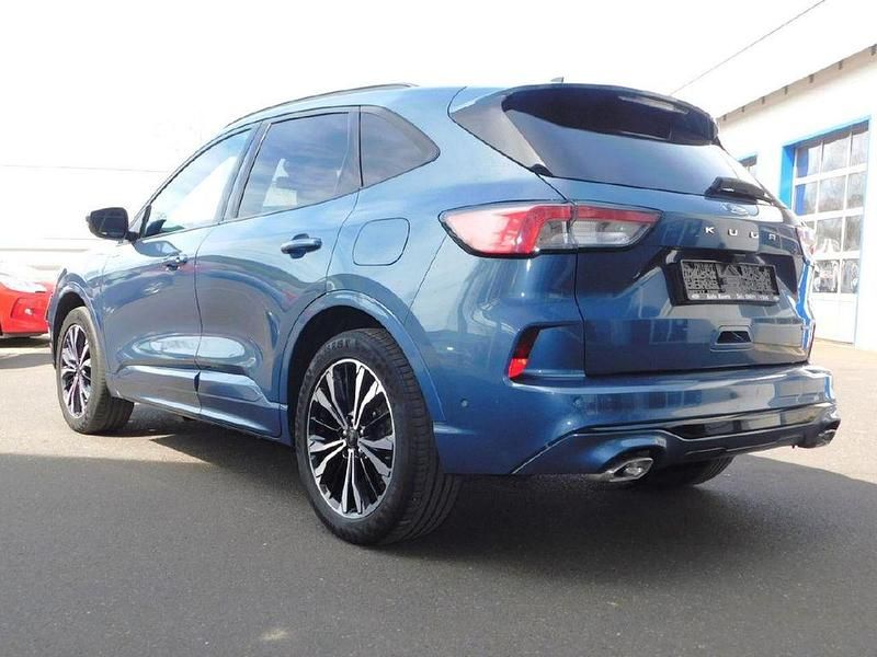 Gebraucht Ford Kuga ST-Line X 152 PS (111 kW) 2021 Blau SUV