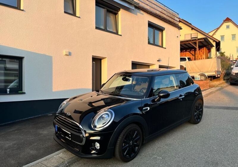 Schwarz Gebraucht 2019 Mini ONE Kleinwagen | 17.000 € - Bild 1/4