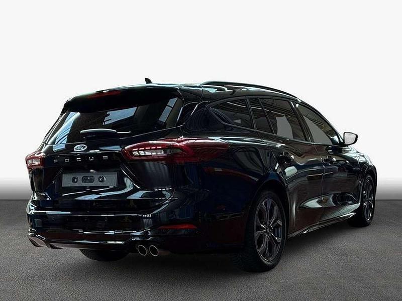 Gebraucht Ford Focus ST-Line X 125 PS (91 kW) 2024 Agate black metallic Kombi