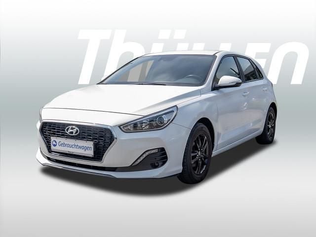 Weiß Gebraucht 2019 Hyundai i30 Select Limousine | 11.980 € (Fairer Preis) - Bild 1/4