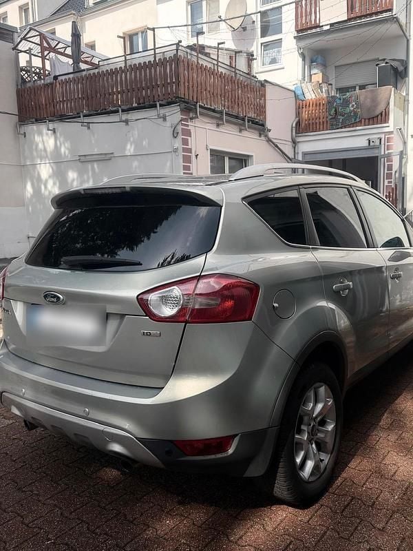 Używany Ford Kuga Trend 136 KM (100 kW) 2010 Szary SUV