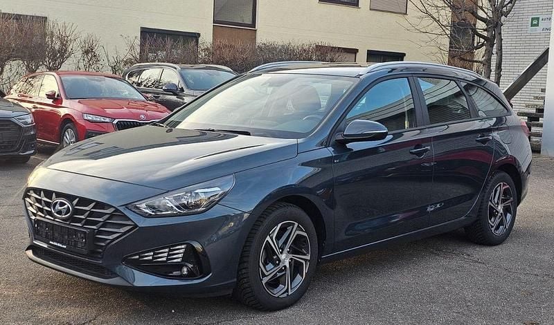 Gebraucht Hyundai i30 Comfort 120 PS (88 kW) 2024 Grau Kombi