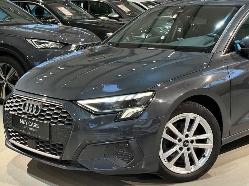 Gebraucht Audi A3 Sport 150 PS (110 kW) 2021 Manhattangrau Limousine