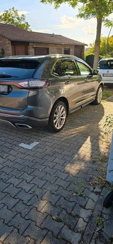 Gebraucht Ford Edge Vignale 209 PS (153 kW) 2018 Grau SUV