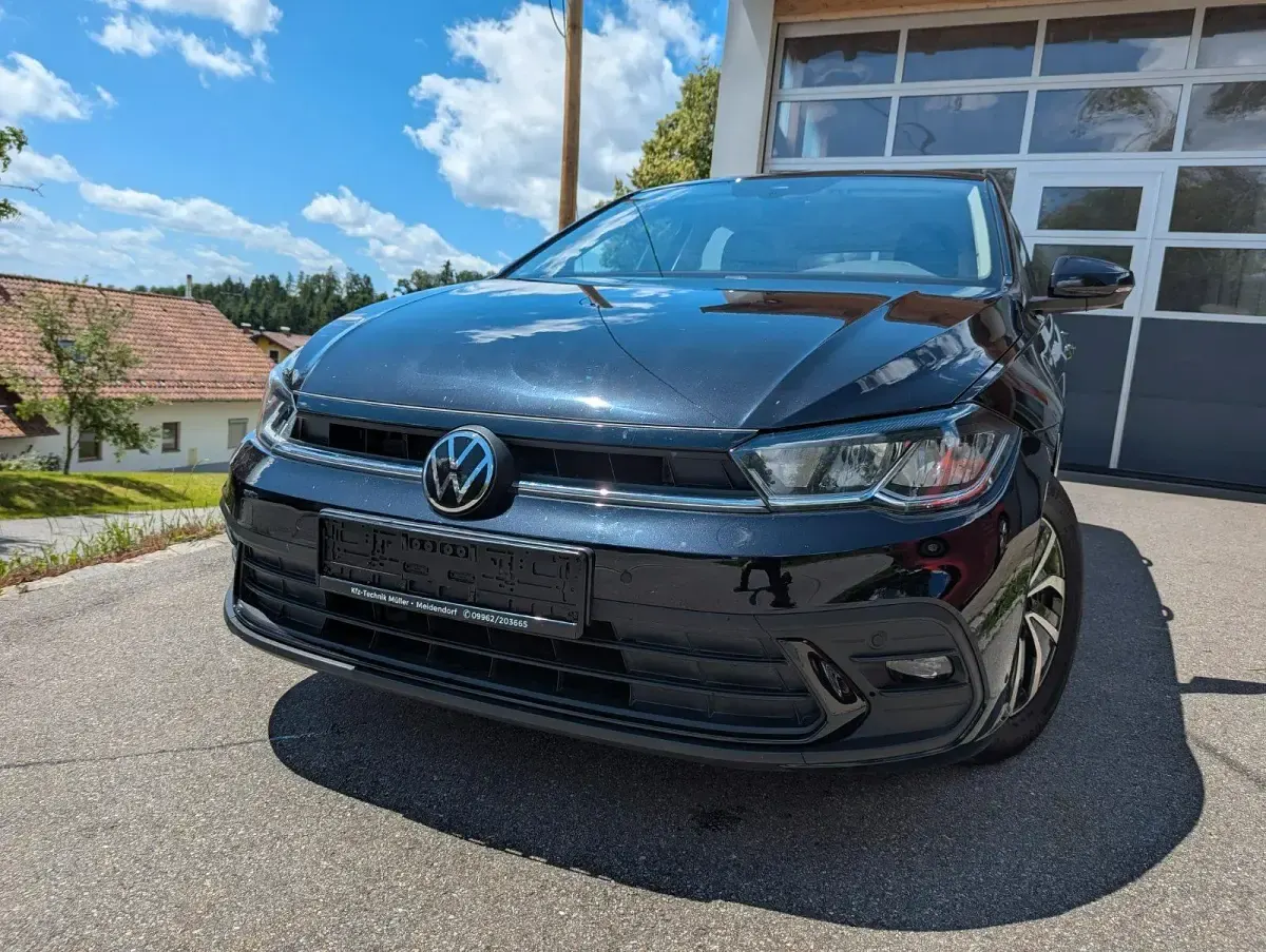 Gebraucht VW Polo Life 95 PS (69 kW) 2022 Schwarz Kleinwagen