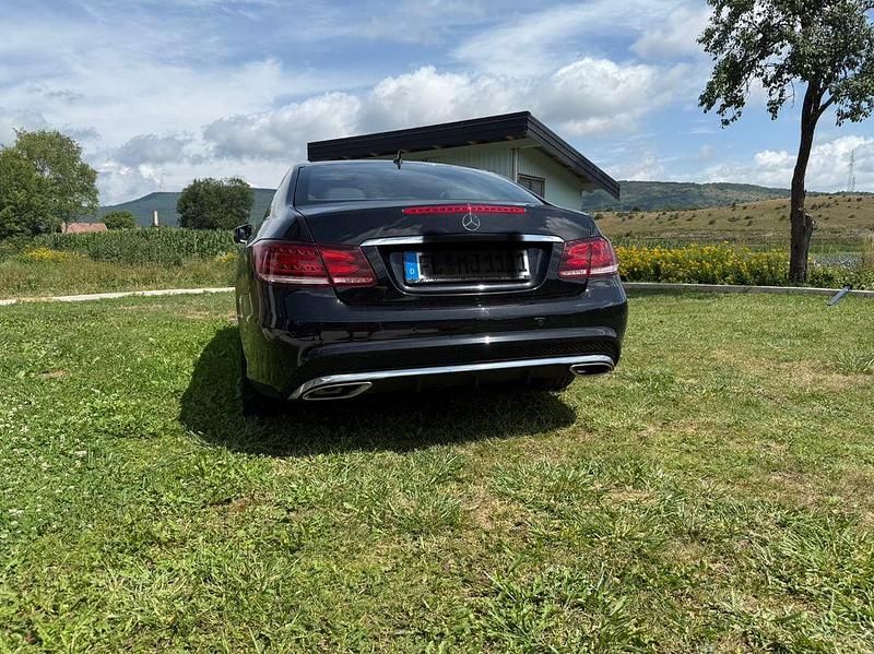 Gebraucht Mercedes E350 306 PS (225 kW) 2015 Schwarz Coupé