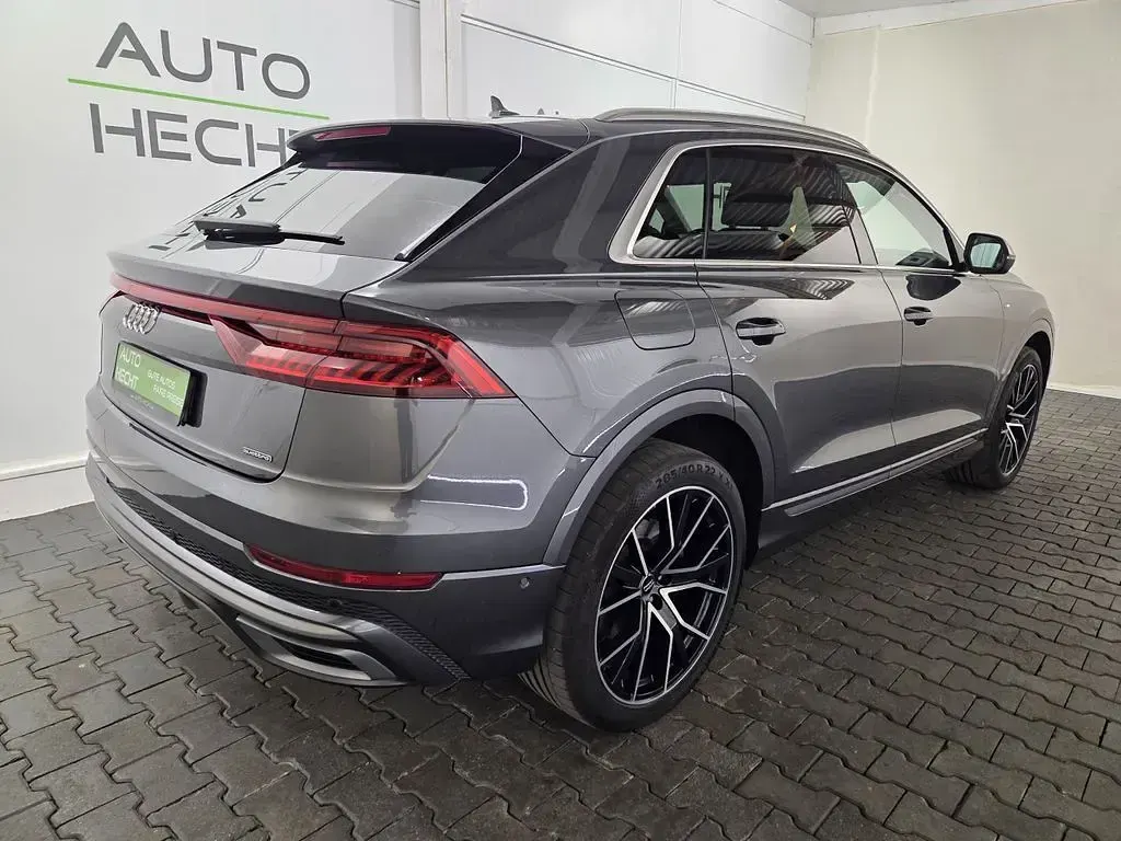 Gebraucht Audi Q8 S-Line 286 PS (210 kW) 2019 Grau SUV