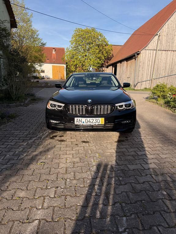 Second-hand BMW 530e iPerformance 252 CP (185 kW) 2017 Negru Berlinǎ