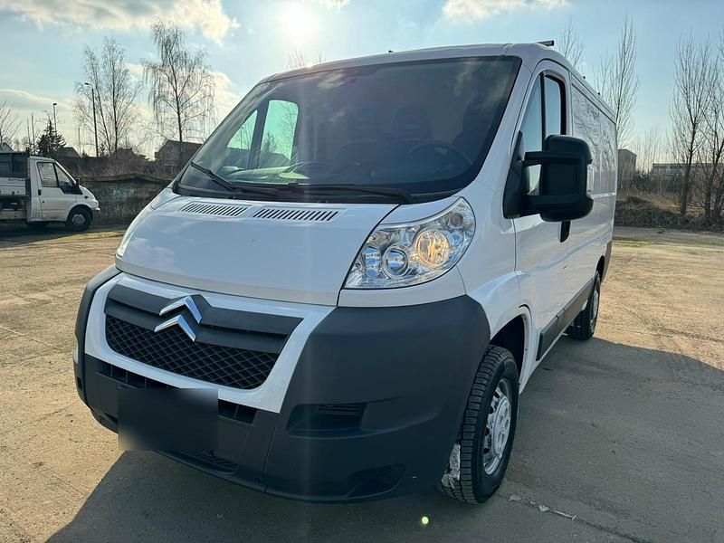 Weiß Gebraucht 2014 Citroën Jumper Van / Kleinbus | 6.300 € (Superpreis) - Bild 1/4