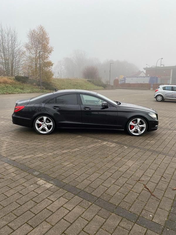 Gebraucht Mercedes CLS350 265 PS (194 kW) 2014 Schwarz Limousine