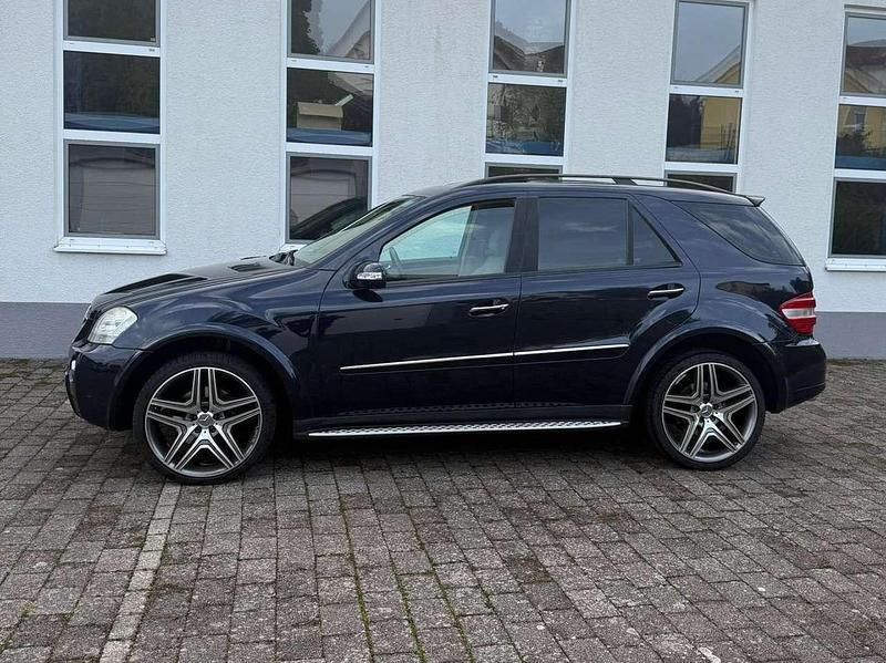 Violett Gebraucht 2008 Mercedes ML500 SUV | 10.499 € (Superpreis) - Bild 1/4