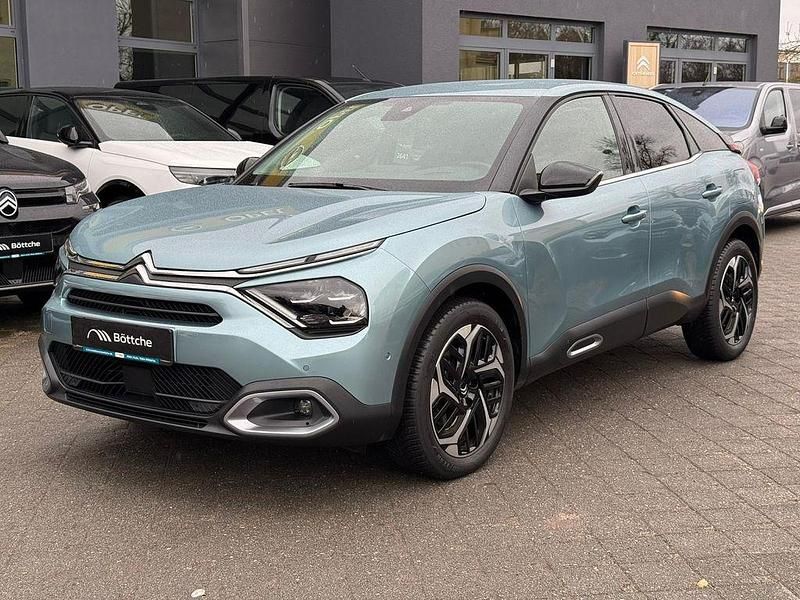 Gebraucht Citroën C4 Shine 131 PS (96 kW) 2023 Lackierung olbia blau/typ aussenverkleidung metalliclackierung SUV