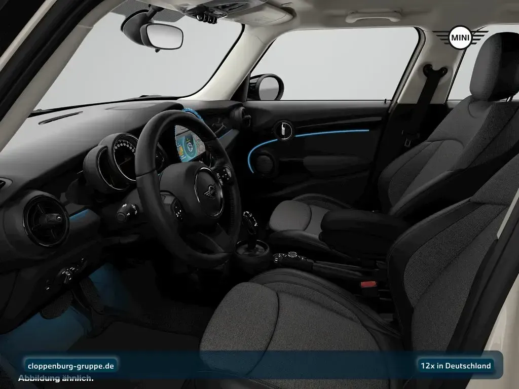 Gebraucht Mini Cooper Classic 136 PS (100 kW) 2022 Weiß Kleinwagen