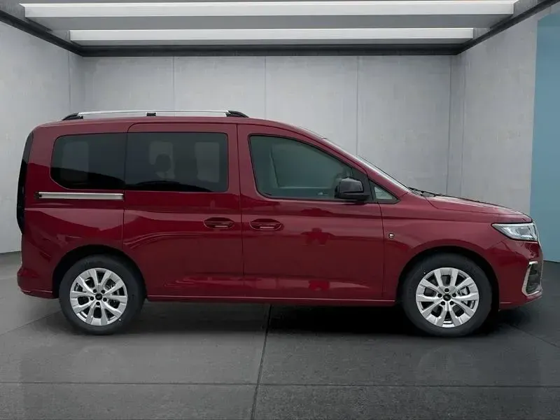 Neu Ford Tourneo Connect 116 PS (85 kW) 2025 Rot Van / Kleinbus