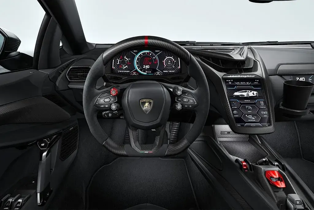 Usata Lamborghini Revuelto 2025 Nero Coupé