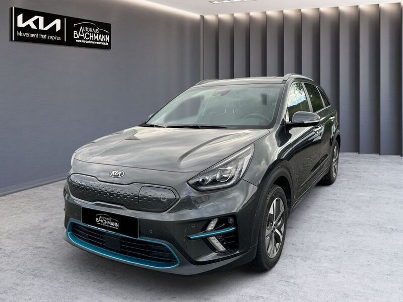 (agt) interstellar grau Gebraucht 2021 Kia e-Niro 2 SUV | 21.980 € (Guter Preis) - Bild 1/4