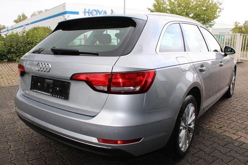 Gebraucht Audi A4 Design 150 PS (110 kW) 2017 Silber Kombi