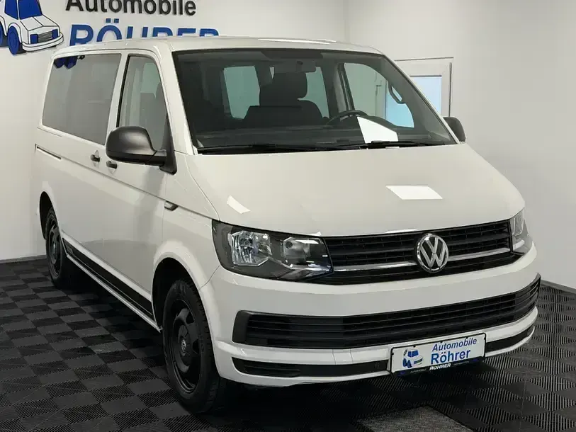 Käytetty VW Multivan 2017 Andere Tila-auto