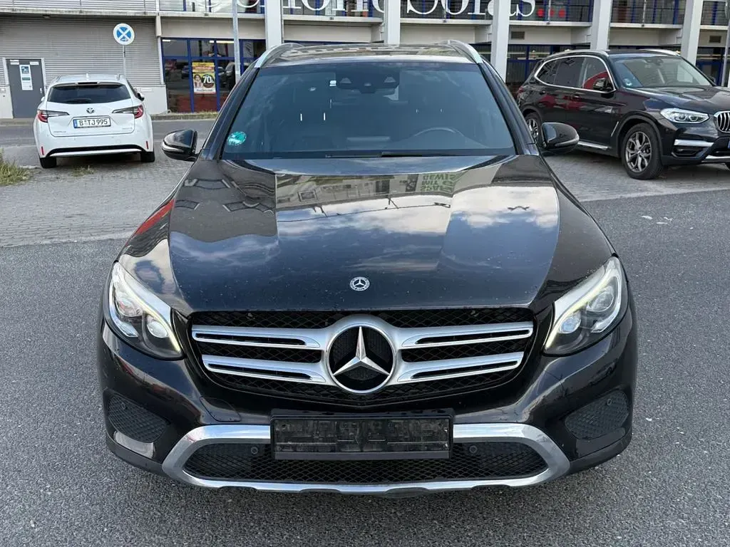 Gebraucht Mercedes GLC220 AMG 170 PS (125 kW) 2019 Schwarz SUV