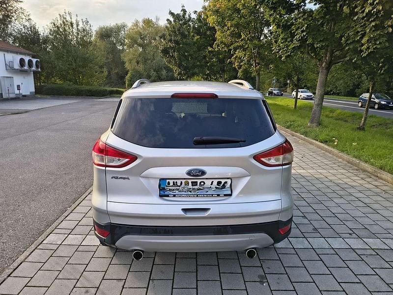 Gebraucht Ford Kuga Trend 150 PS (110 kW) 2016 Silber SUV