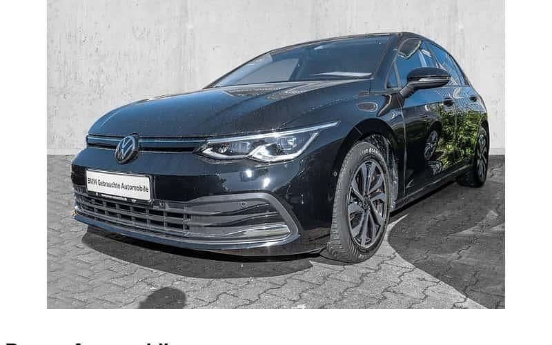 Schwarz Gebraucht 2021 VW Golf VIII Active Limousine | 22.940 € (Guter Preis) - Bild 1/4