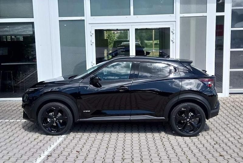 Schwarz Neu 2025 Nissan Juke Tekna SUV | 31.990 € (Teuer) - Bild 1/4