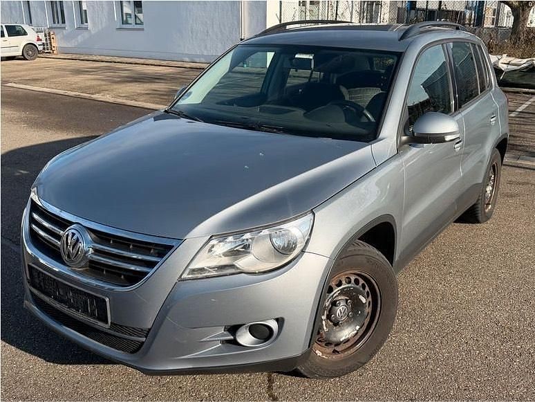 Grau Gebraucht 2008 VW Tiguan Trendline SUV | 3.690 € (Superpreis) - Bild 1/4