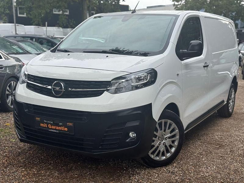Gebraucht Opel Vivaro 177 PS (130 kW) 2019 Weiß Van / Kleinbus