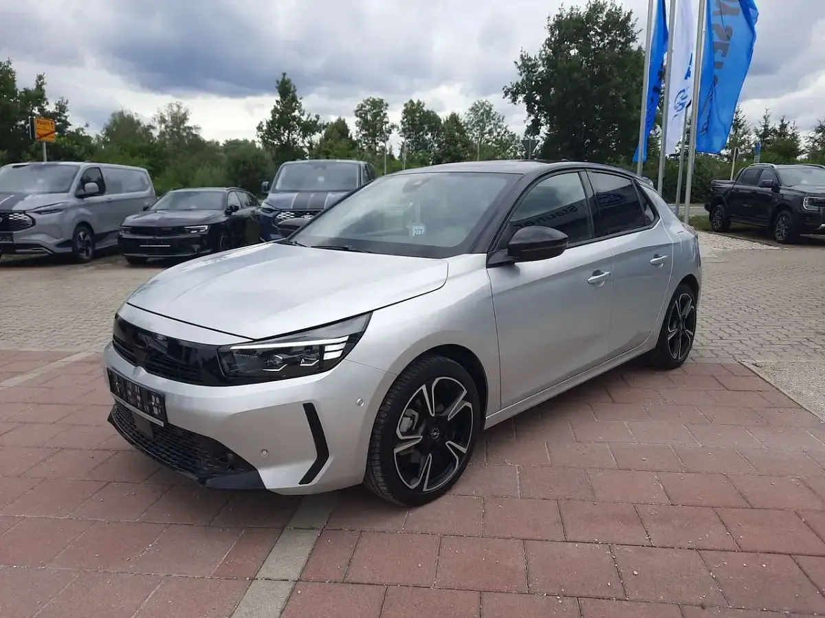 Gebraucht Opel Corsa 131 PS (96 kW) 2024 Grau Kleinwagen