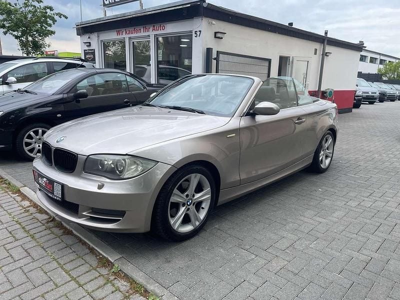 Kaschmirsilber metallic Gebraucht 2008 BMW 120 Cabriolet Advantage Cabrio | 4.800 € (Guter Preis) - Bild 1/4