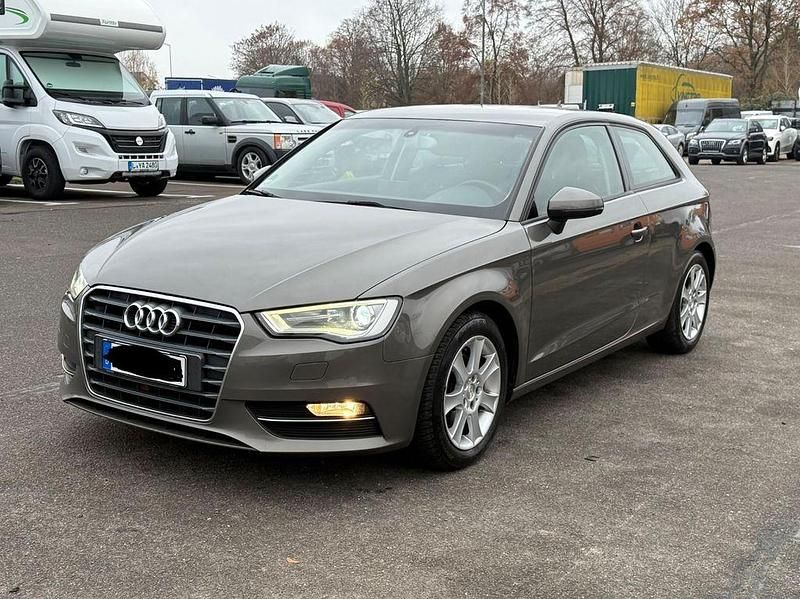 Gebraucht 2013 Audi A3 Ambition Limousine | 8.999 € (Guter Preis) - Bild 1/4