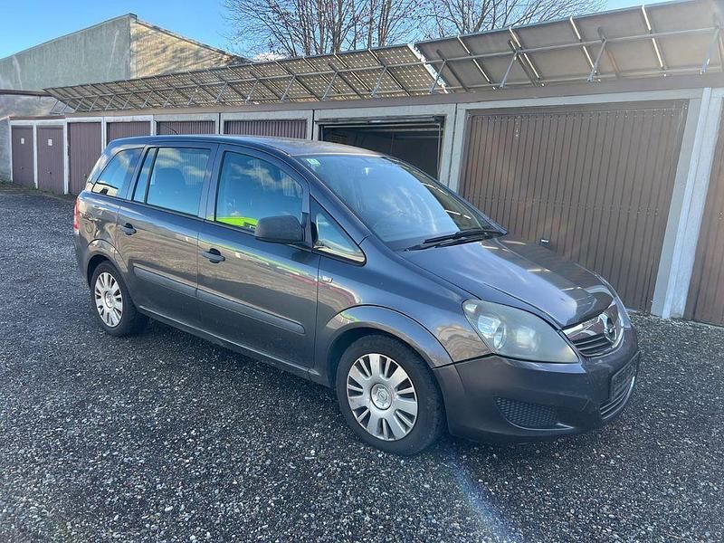 Gebraucht Opel Zafira Selection 116 PS (85 kW) 2009 Grau Van / Kleinbus