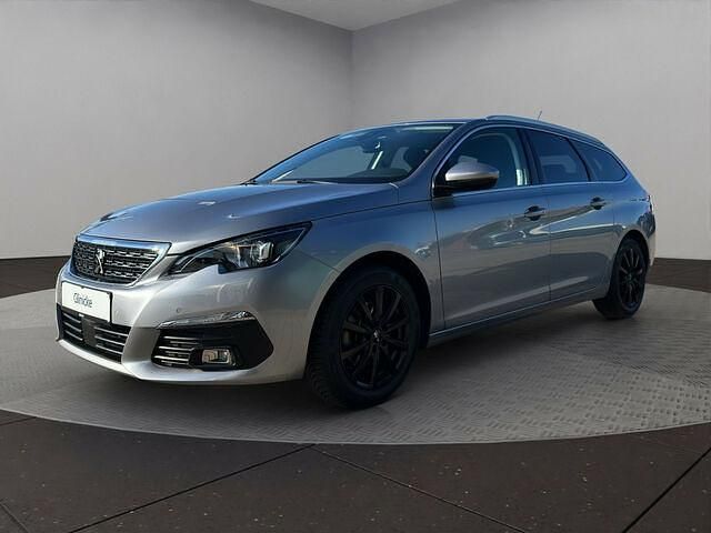 Gebraucht Peugeot 308 SW Allure 131 PS (96 kW) 2020 Andere farbe Kombi