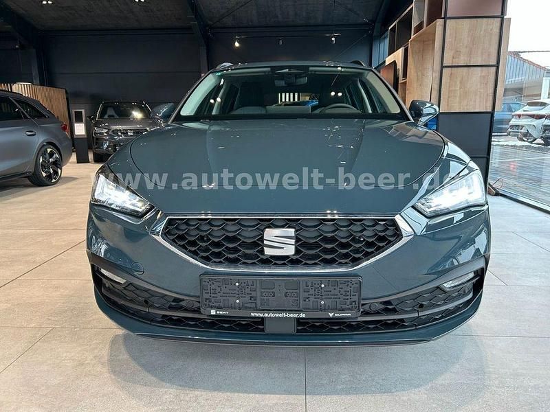 Neu Seat Leon 116 PS (85 kW) 2026 Blau Limousine